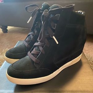 Sorel Womens Out N About Wedge Bootie size 8